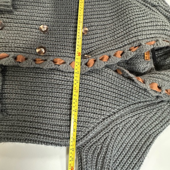 POL Gray Hooded chunky wool Cardigan Coat M Lagenlook Cottagecore Elbow Patch - Picture 5 of 6